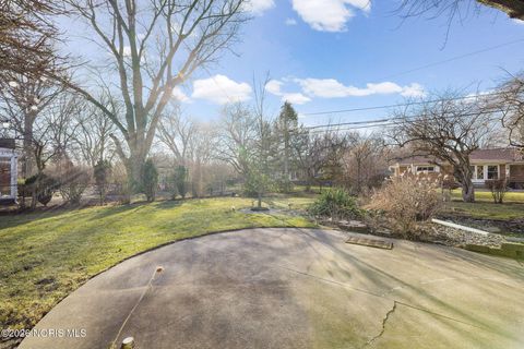 Tiny photo for 2833 Manchester Boulevard, Toledo, OH 43606 (MLS # 10002996)