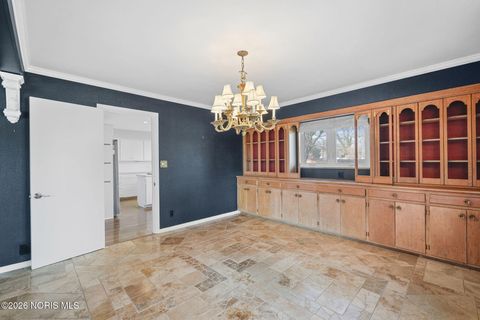 Tiny photo for 2833 Manchester Boulevard, Toledo, OH 43606 (MLS # 10002996)