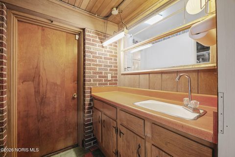 Tiny photo for 2833 Manchester Boulevard, Toledo, OH 43606 (MLS # 10002996)