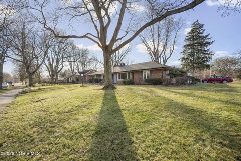 Tiny photo for 2833 Manchester Boulevard, Toledo, OH 43606 (MLS # 10002996)