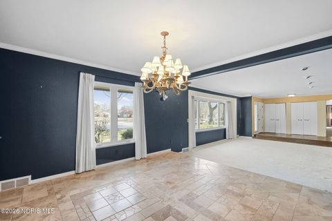 Tiny photo for 2833 Manchester Boulevard, Toledo, OH 43606 (MLS # 10002996)