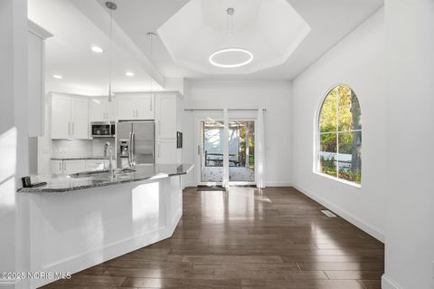 Tiny photo for 1802 Deer Trail Drive, Toledo, OH 43615 (MLS # 10000843)