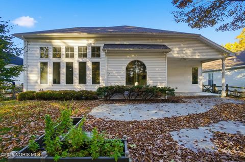 Tiny photo for 1802 Deer Trail Drive, Toledo, OH 43615 (MLS # 10000843)