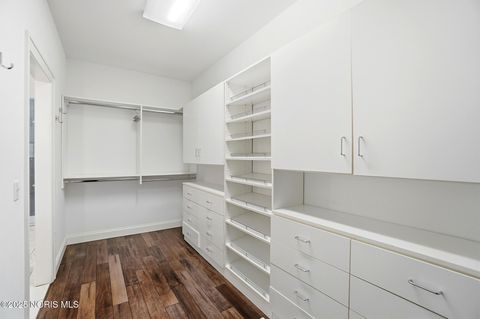 Tiny photo for 1802 Deer Trail Drive, Toledo, OH 43615 (MLS # 10000843)