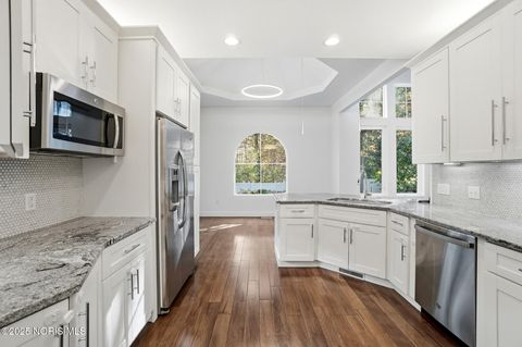 Tiny photo for 1802 Deer Trail Drive, Toledo, OH 43615 (MLS # 10000843)