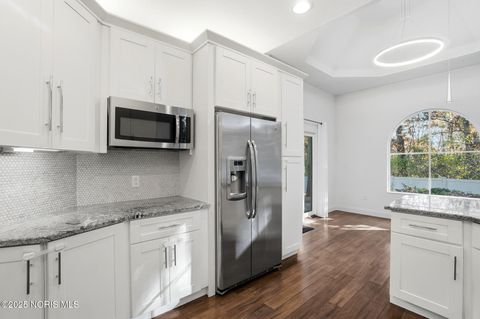 Tiny photo for 1802 Deer Trail Drive, Toledo, OH 43615 (MLS # 10000843)