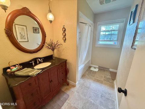 Tiny photo for 701 W Brentwood Drive, Gibsonburg, OH 43431 (MLS # 10005770)