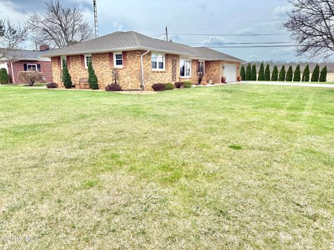 Tiny photo for 701 W Brentwood Drive, Gibsonburg, OH 43431 (MLS # 10005770)