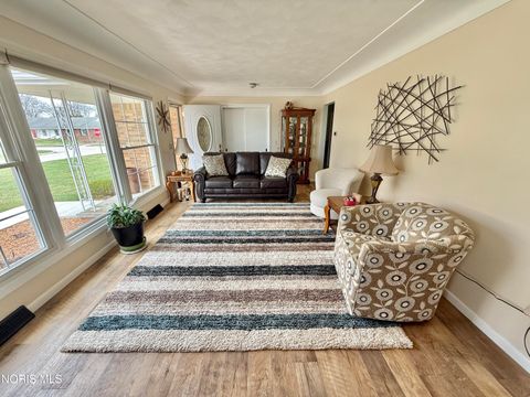 Tiny photo for 701 W Brentwood Drive, Gibsonburg, OH 43431 (MLS # 10005770)