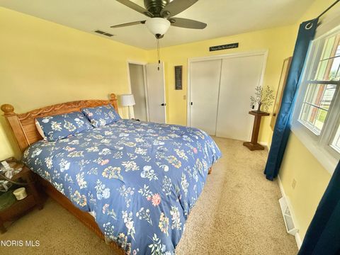 Tiny photo for 701 W Brentwood Drive, Gibsonburg, OH 43431 (MLS # 10005770)