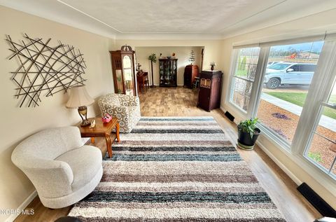 Tiny photo for 701 W Brentwood Drive, Gibsonburg, OH 43431 (MLS # 10005770)