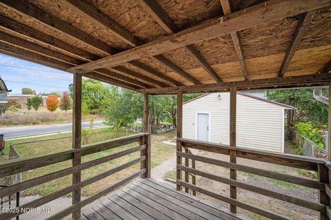 Tiny photo for 1207 E Broadway Street, Toledo, OH 43605 (MLS # 10000303)