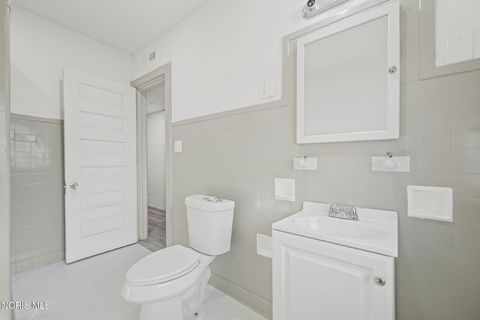 Tiny photo for 629 Virginia Street, Toledo, OH 43620 (MLS # 10004525)