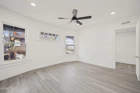 Tiny photo for 629 Virginia Street, Toledo, OH 43620 (MLS # 10004525)