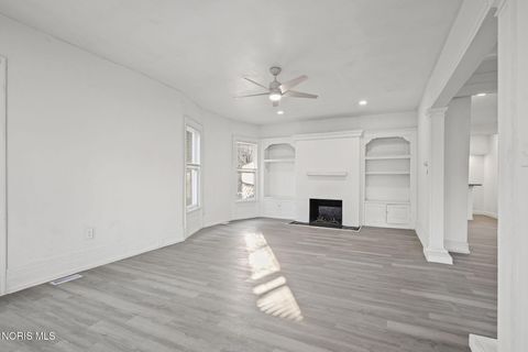 Tiny photo for 629 Virginia Street, Toledo, OH 43620 (MLS # 10004525)