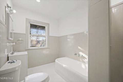 Tiny photo for 629 Virginia Street, Toledo, OH 43620 (MLS # 10004525)