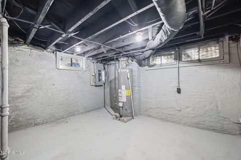 Tiny photo for 629 Virginia Street, Toledo, OH 43620 (MLS # 10004525)