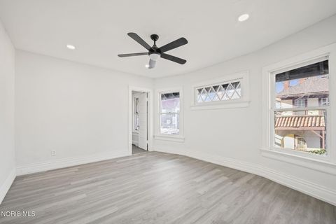 Tiny photo for 629 Virginia Street, Toledo, OH 43620 (MLS # 10004525)