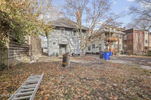 Tiny photo for 629 Virginia Street, Toledo, OH 43620 (MLS # 10004525)