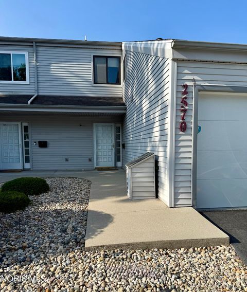 Condo For Sale - 2570 W Village Drive #2570<br/> Toledo, OH 43614