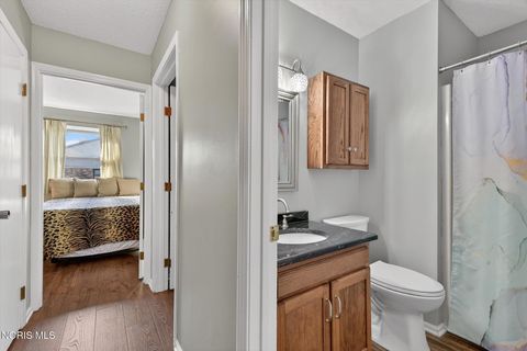 Tiny photo for 1801 Manor Hill Road # 7, Findlay, OH 45840 (MLS # 10004539)