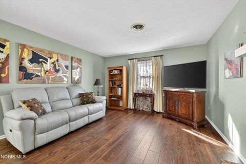 Tiny photo for 1801 Manor Hill Road # 7, Findlay, OH 45840 (MLS # 10004539)