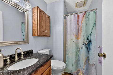 Tiny photo for 1801 Manor Hill Road # 7, Findlay, OH 45840 (MLS # 10004539)