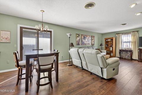 Tiny photo for 1801 Manor Hill Road # 7, Findlay, OH 45840 (MLS # 10004539)