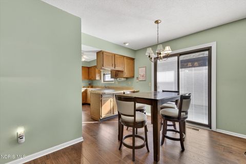 Tiny photo for 1801 Manor Hill Road # 7, Findlay, OH 45840 (MLS # 10004539)