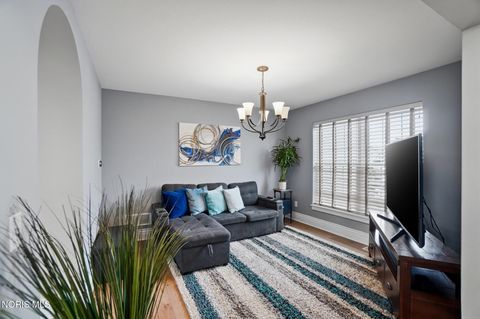 Tiny photo for 3307 Sterlingwood Lane, Perrysburg, OH 43551 (MLS # 10005926)