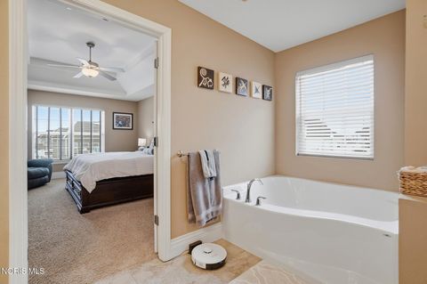 Tiny photo for 3307 Sterlingwood Lane, Perrysburg, OH 43551 (MLS # 10005926)