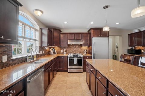 Tiny photo for 3307 Sterlingwood Lane, Perrysburg, OH 43551 (MLS # 10005926)