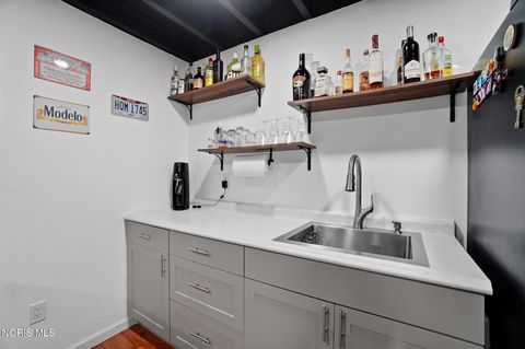 Tiny photo for 3307 Sterlingwood Lane, Perrysburg, OH 43551 (MLS # 10005926)