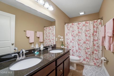 Tiny photo for 3307 Sterlingwood Lane, Perrysburg, OH 43551 (MLS # 10005926)