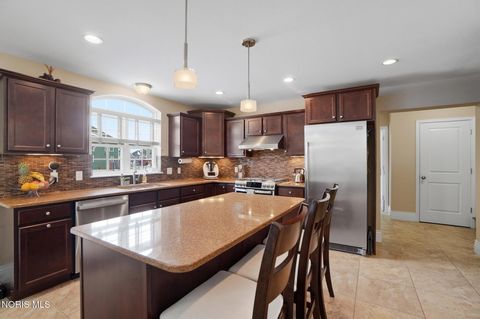 Tiny photo for 3307 Sterlingwood Lane, Perrysburg, OH 43551 (MLS # 10005926)