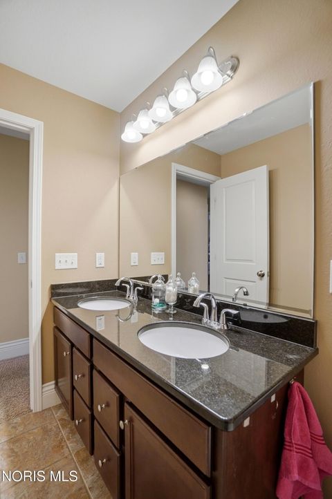 Tiny photo for 3307 Sterlingwood Lane, Perrysburg, OH 43551 (MLS # 10005926)