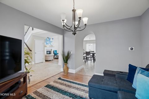 Tiny photo for 3307 Sterlingwood Lane, Perrysburg, OH 43551 (MLS # 10005926)