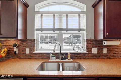 Tiny photo for 3307 Sterlingwood Lane, Perrysburg, OH 43551 (MLS # 10005926)