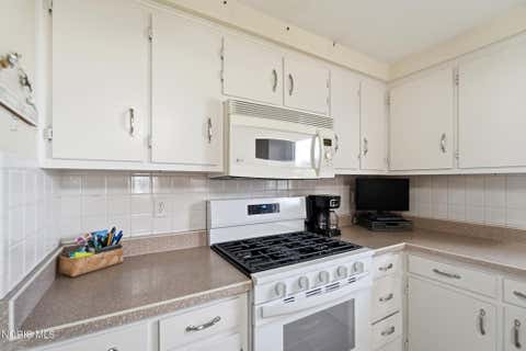 Tiny photo for 336 Wilson Street, Defiance, OH 43512 (MLS # 10009315)