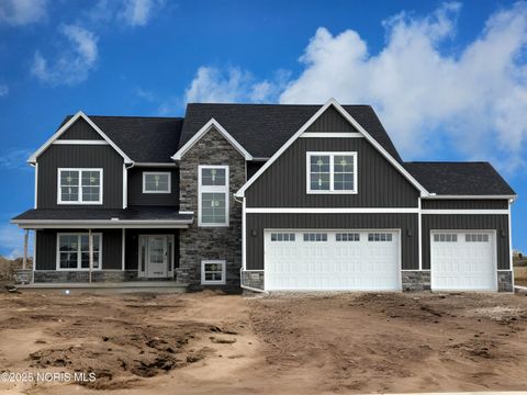 Photo of 130 Old Dover Road, Perrysburg, OH 43551 (MLS # 6128019)