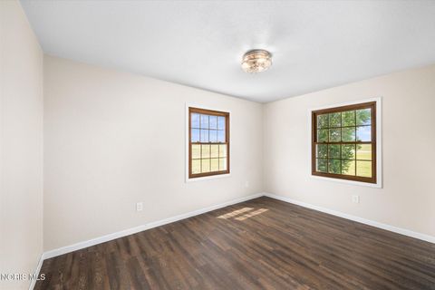 Tiny photo for 3491 County Road J, Swanton, OH 43558 (MLS # 10008831)