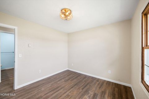 Tiny photo for 3491 County Road J, Swanton, OH 43558 (MLS # 10008831)