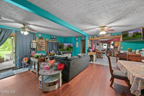 Tiny photo for 123 Arch Street, Toledo, OH 43605 (MLS # 10013192)