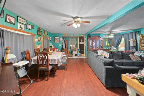 Tiny photo for 123 Arch Street, Toledo, OH 43605 (MLS # 10013192)