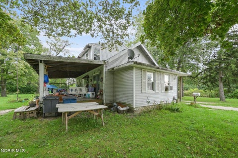 Tiny photo for 123 Arch Street, Toledo, OH 43605 (MLS # 10013192)
