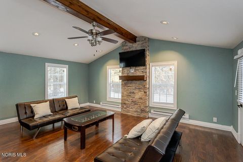 Tiny photo for 2133 Westedge Drive, Toledo, OH 43614 (MLS # 10005355)