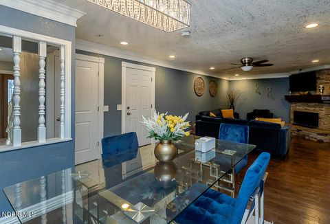 Tiny photo for 2133 Westedge Drive, Toledo, OH 43614 (MLS # 10005355)