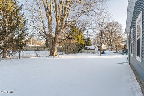 Tiny photo for 2133 Westedge Drive, Toledo, OH 43614 (MLS # 10005355)