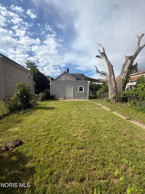 Tiny photo for 1015 Belmont Avenue, Toledo, OH 43607 (MLS # 10009251)