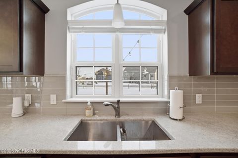 Tiny photo for 103 Barton Creek Drive, Perrysburg, OH 43551 (MLS # 10003948)